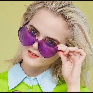 NWT Purple Heart Sunglasses with Pouch